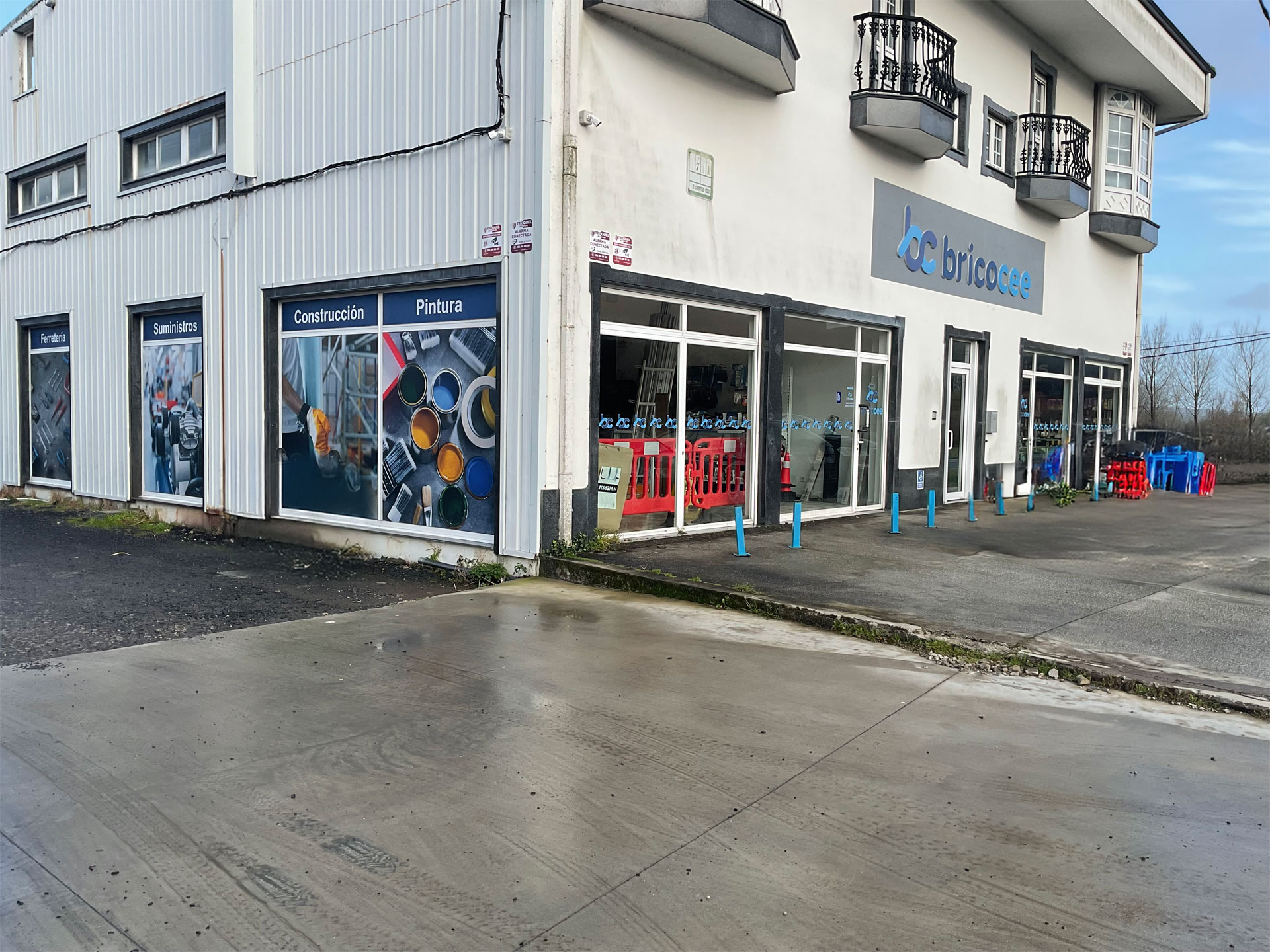 Materiales de construcción y ferretería